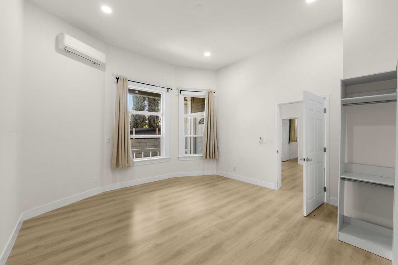 1331 S Park Ave #1333 - Photo 2 of 20