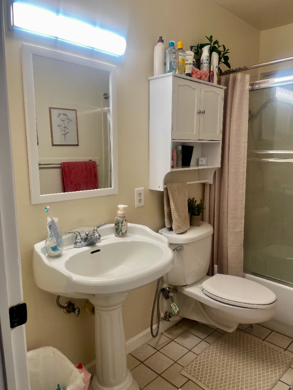 7327 Sovereign Ct - Photo 4 of 10