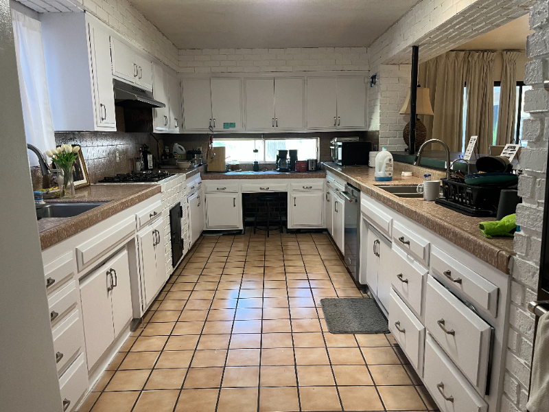 7327 Sovereign Ct - Photo 7 of 10