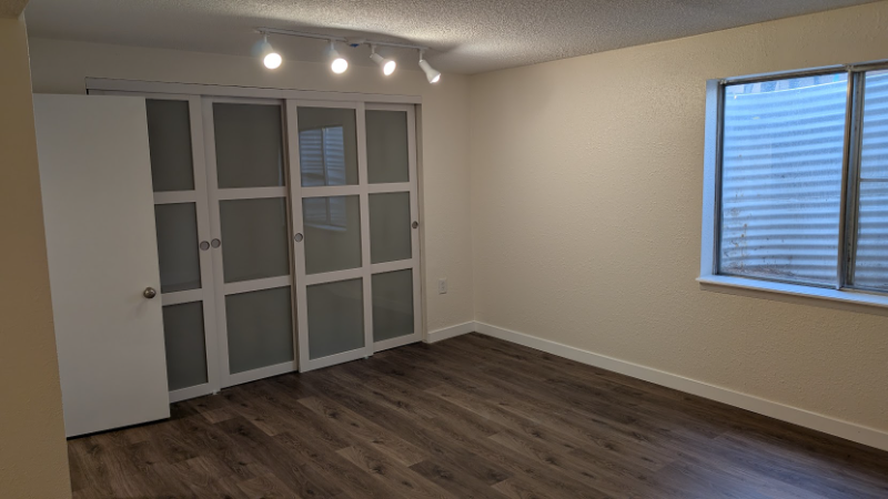 4227 S Richfield Way - Photo 2 of 9