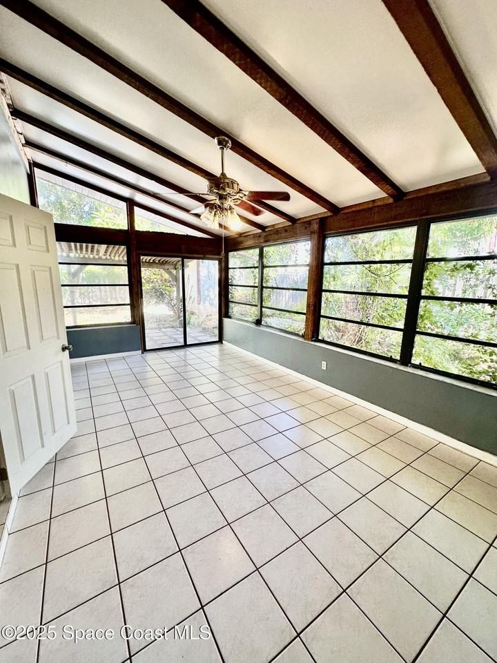 236 Chandler St Apt A - Photo 7 of 21