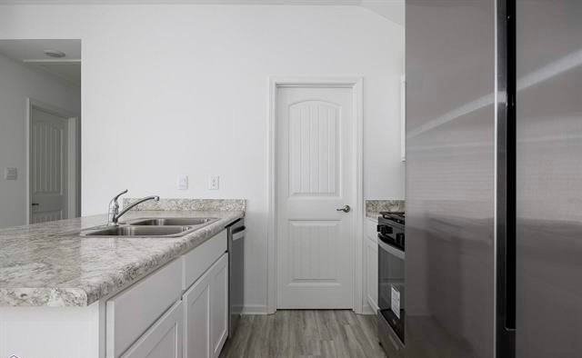 1206 E Saint Charles St - Photo 7 of 19