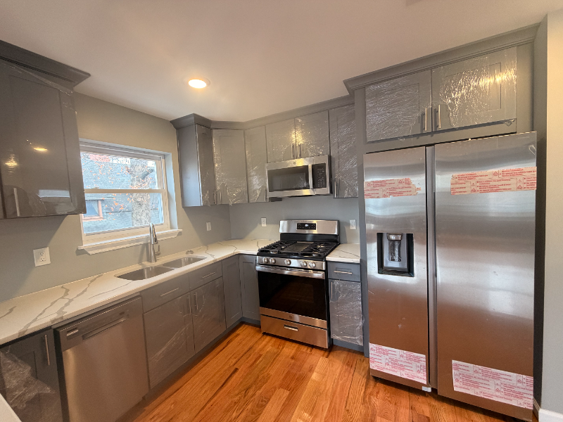 288 S 7th St #1 - Photo 5 of 20