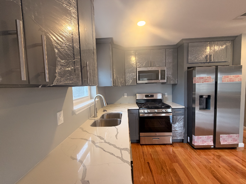 288 S 7th St #1 - Photo 6 of 20