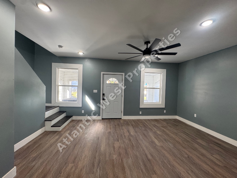 545 Carplin Pl - Photo 6 of 16