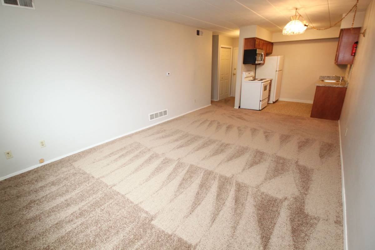 504 ORCHARD AVENUEAPT 205 #205 - Photo 3 of 11