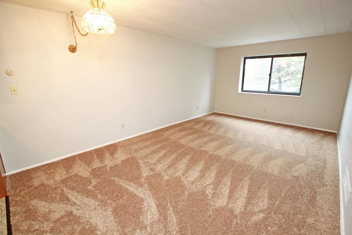 504 ORCHARD AVENUEAPT 205 #205 - Photo 6 of 11