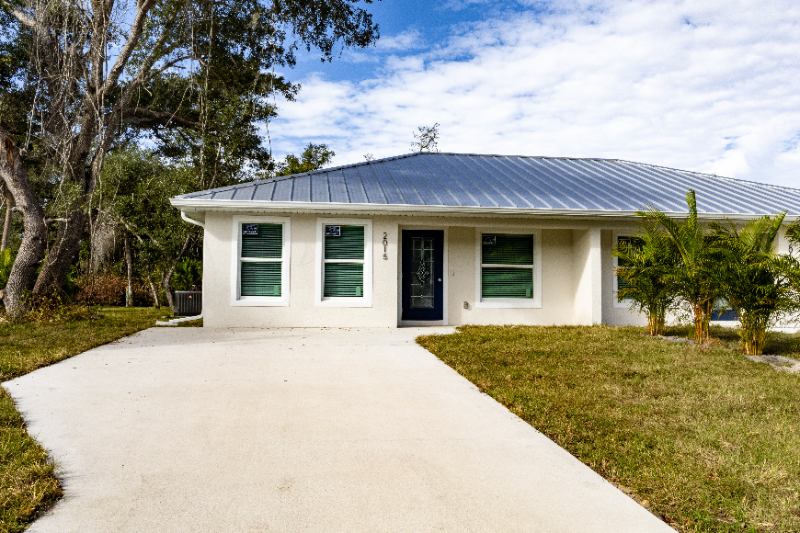 2015 Fraser St