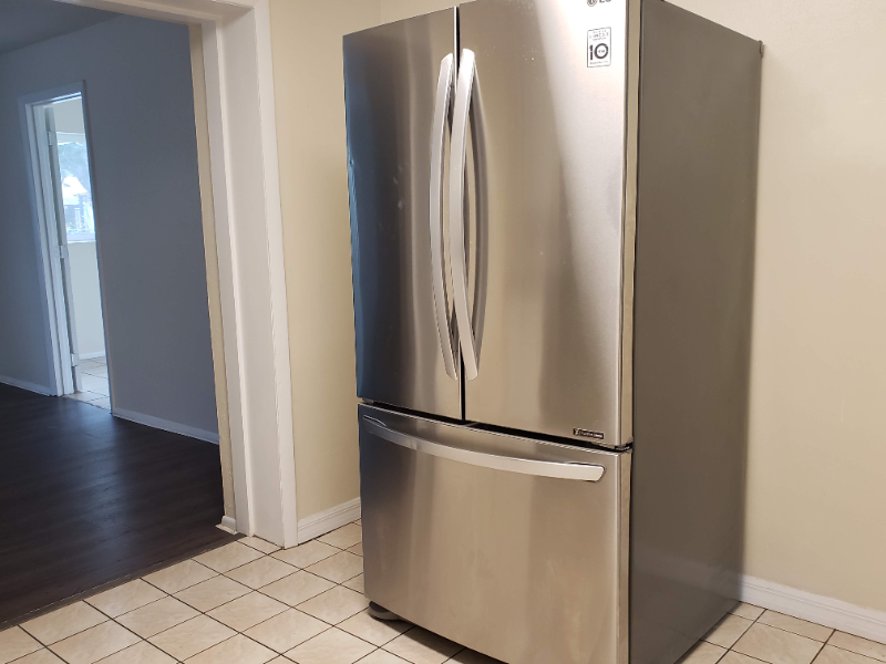 820 Pineland Ave - Photo 6 of 16