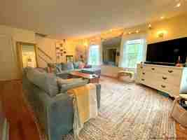 featured image of 4 Underwood St #3