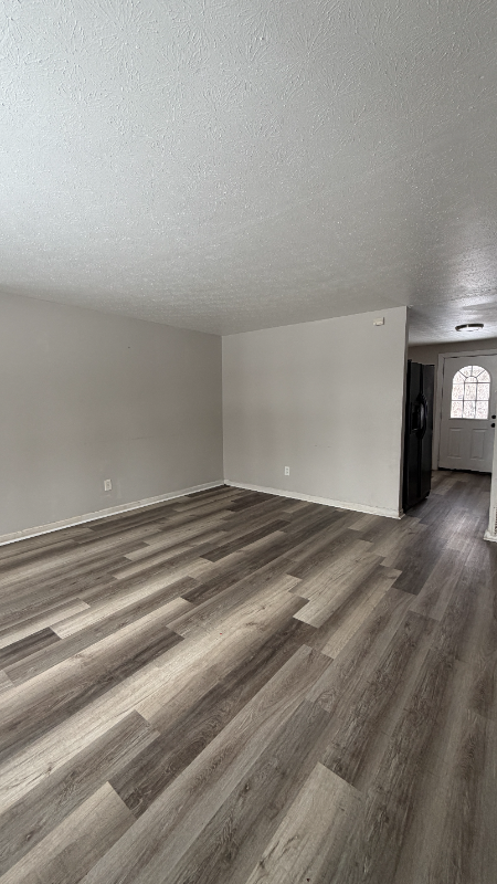 4169 Commander Ln - Photo 2 of 7