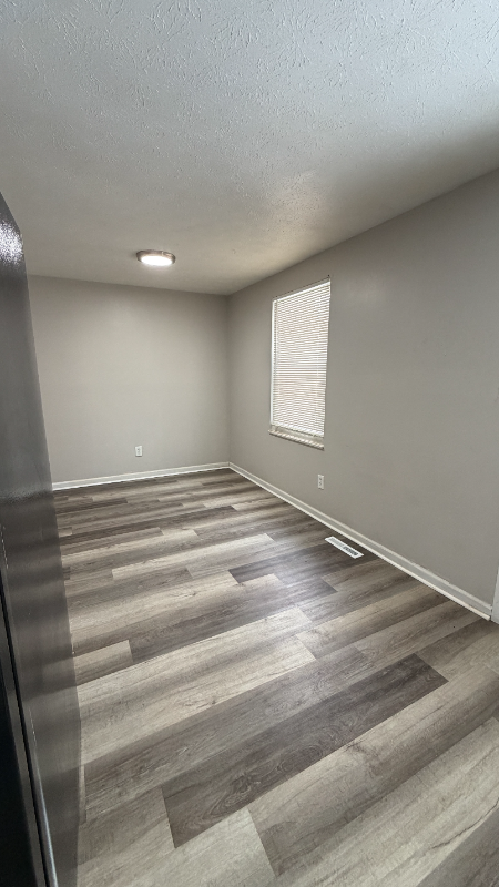 4169 Commander Ln - Photo 5 of 7