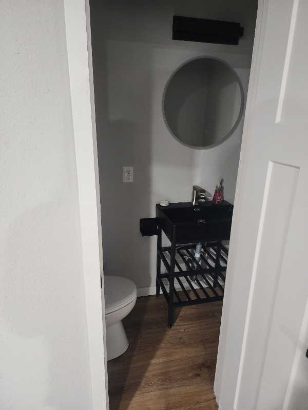 3609 Wayne Ave - Photo 5 of 16
