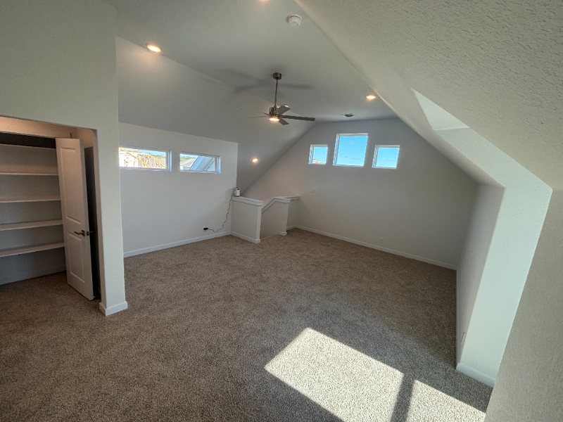 9409 Chatside - Photo 4 of 19