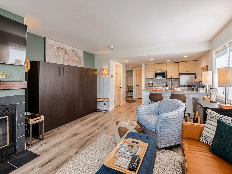 267 Lake Dr #4201 - Photo 2 of 12