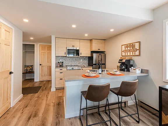 267 Lake Dr #4201 - Photo 4 of 12