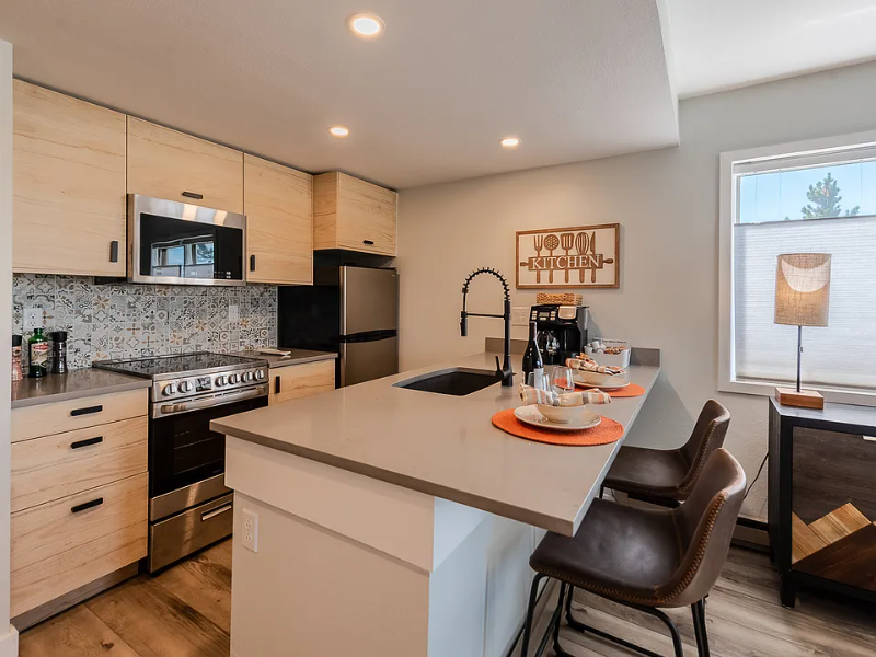 267 Lake Dr #4201 - Photo 5 of 12