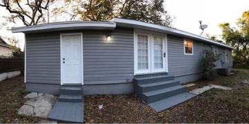 featured image of 355 Weathersfield Ave