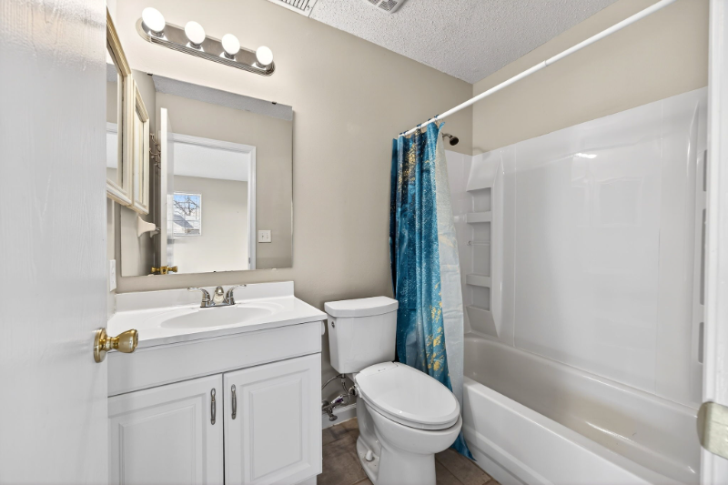 511 Chapparal Dr - Photo 5 of 20