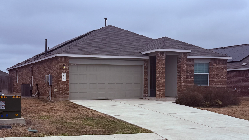 404 Golden Grove Pkwy - Photo 2 of 21