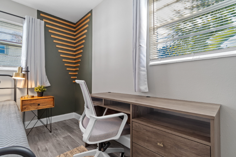 309 Holmes Blvd Nw - Photo 3 of 11