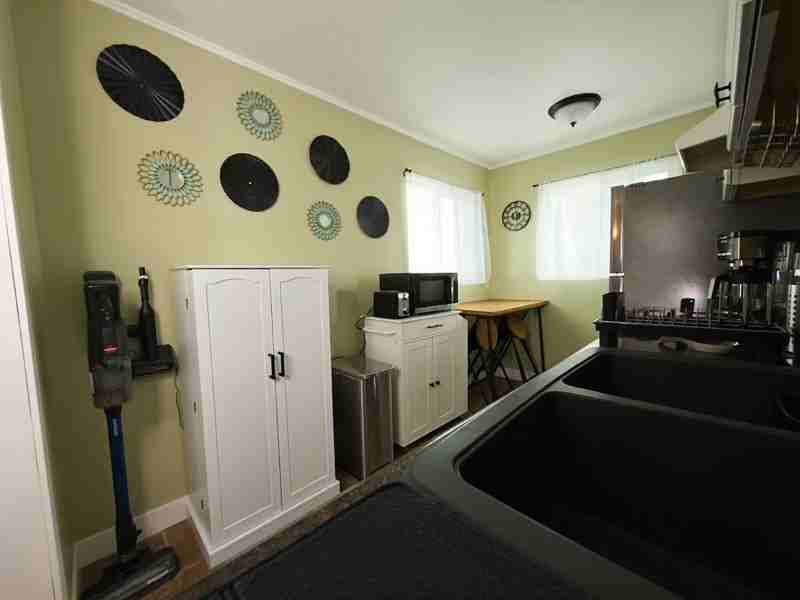 308 N Foote Ave - Photo 5 of 16