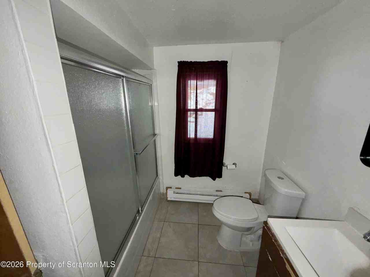 41 Drummond St - Photo 6 of 12