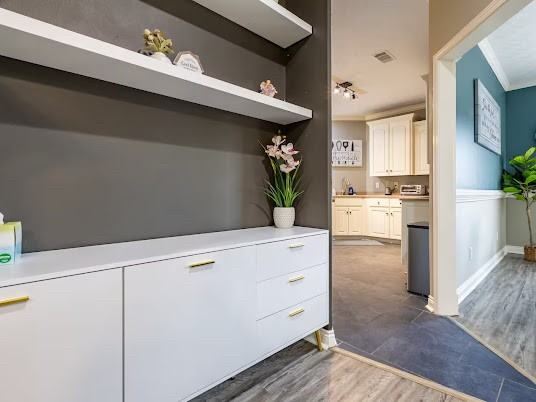 8116 Kanis Oaks Dr - Photo 7 of 40