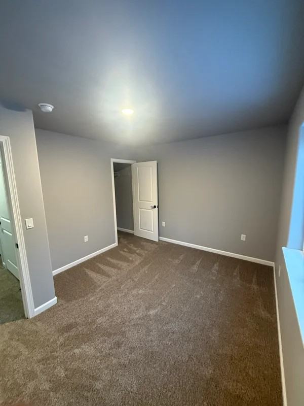 7862 N Covington St #D - Photo 3 of 13