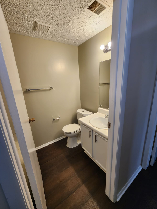 12415 Hickory Tree Way - Photo 2 of 18