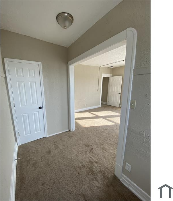 15000 Euclid Ave #34 - Photo 3 of 8