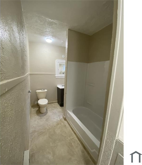 15000 Euclid Ave #34 - Photo 6 of 8