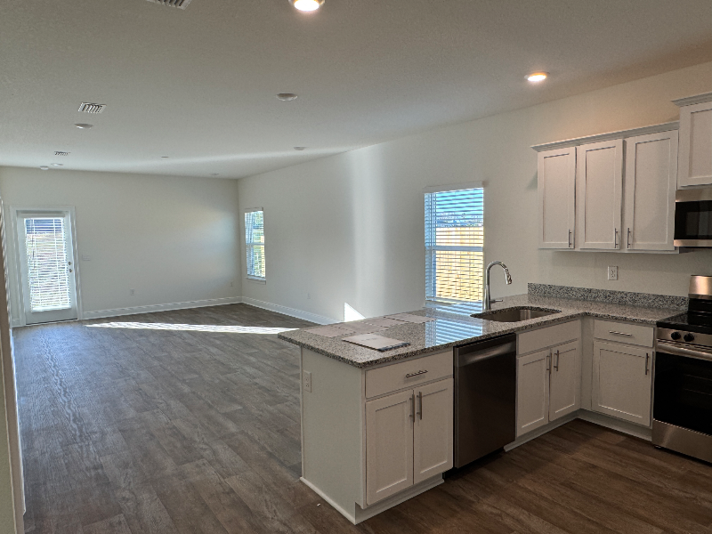 13623 Logan Pl - Photo 6 of 13