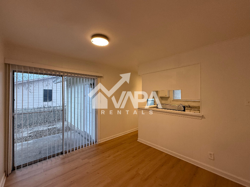 4926 Lark - Photo 6 of 16