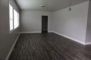 1424 Sycamore Dr - Photo 1 of 1