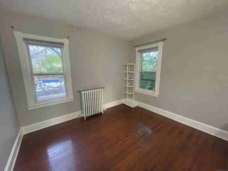 989 Capitol Ave #FL3 - Photo 7 of 8