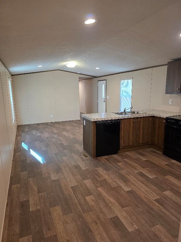 27 Sam Doyle Dr - Photo 5 of 18