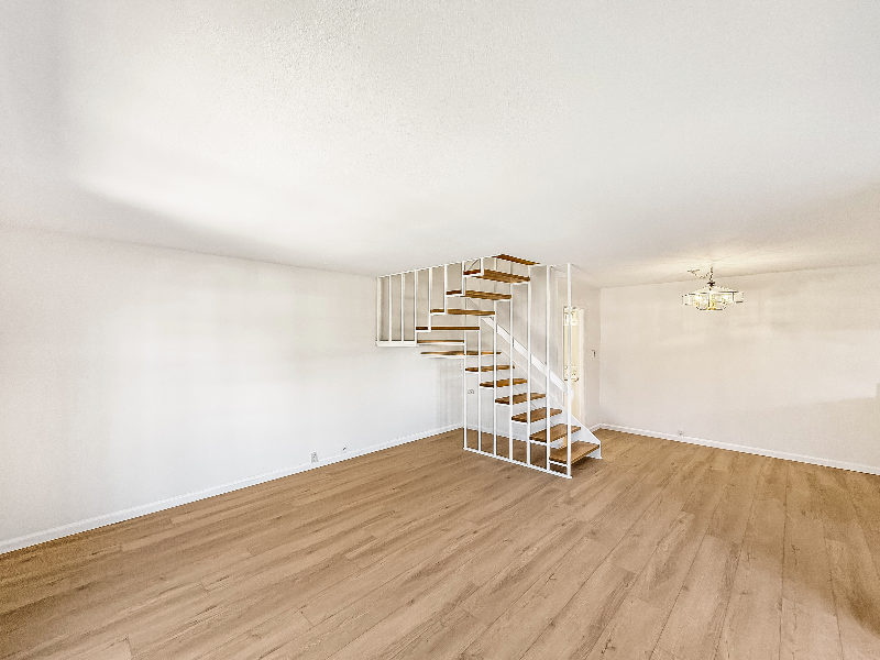 4360 Vision Dr - Photo 5 of 17