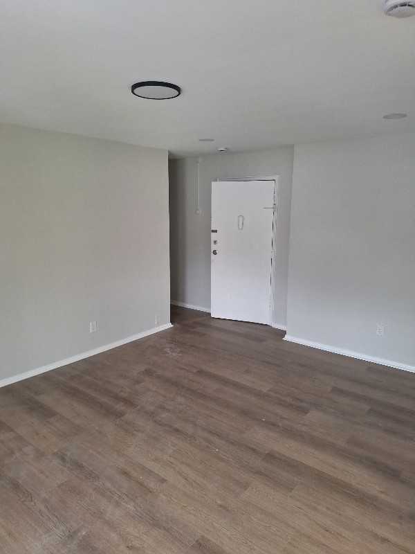 91 Oak St - Photo 5 of 10