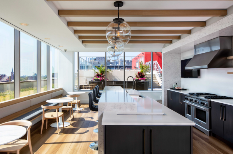 1220 N Wells St - Photo 5 of 7