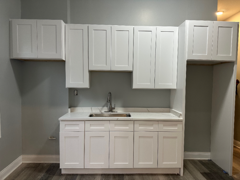 2707 E 93rd St #1F - Photo 2 of 10