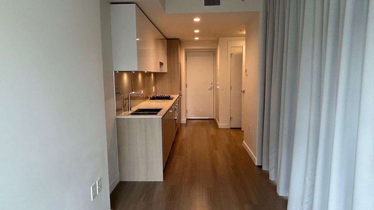 618 Carnarvon Street #11XX - Photo 7 of 21