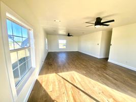 featured image of 415 Mostyn Ln