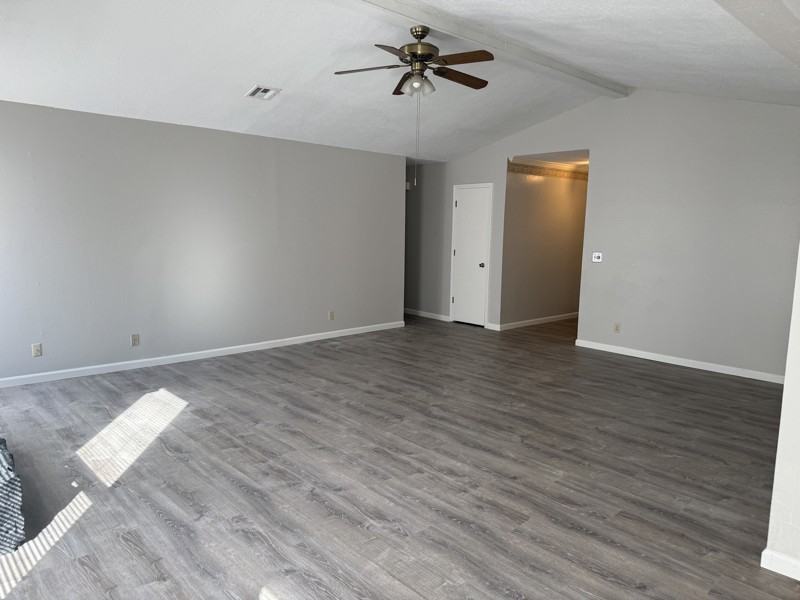 1716 N Butternut Ave - Photo 3 of 10