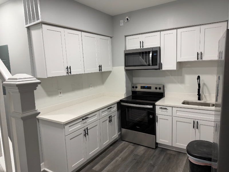 3718 E Lombard St - Photo 5 of 8