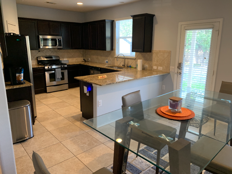 5900 Zachary Scott St - Photo 3 of 18