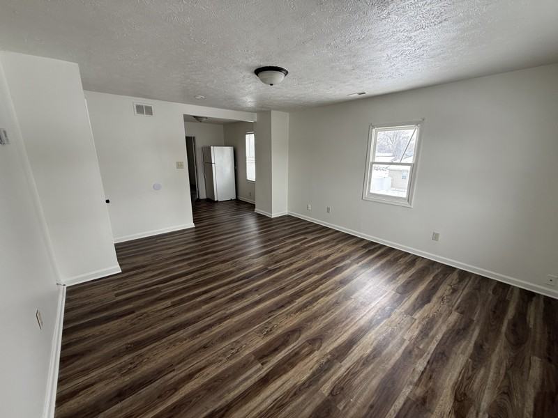 1513 S 20th St #D - Photo 3 of 8