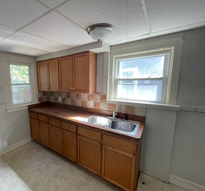 14005 Scioto Ave - Photo 2 of 22