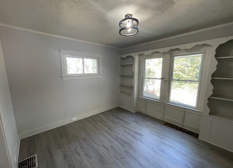 14005 Scioto Ave - Photo 5 of 22