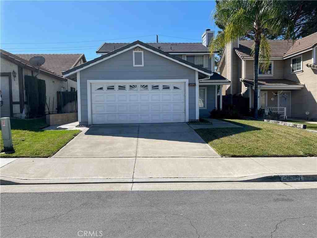 26391 Snowden Ave - Photo 2 of 15